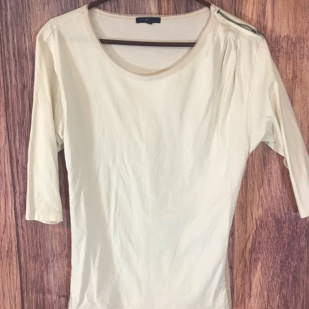 Gap Cream w/ Lace Top